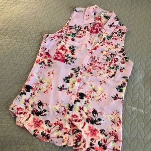 Express Sleeveless Portofino Shirt in Pink Floral